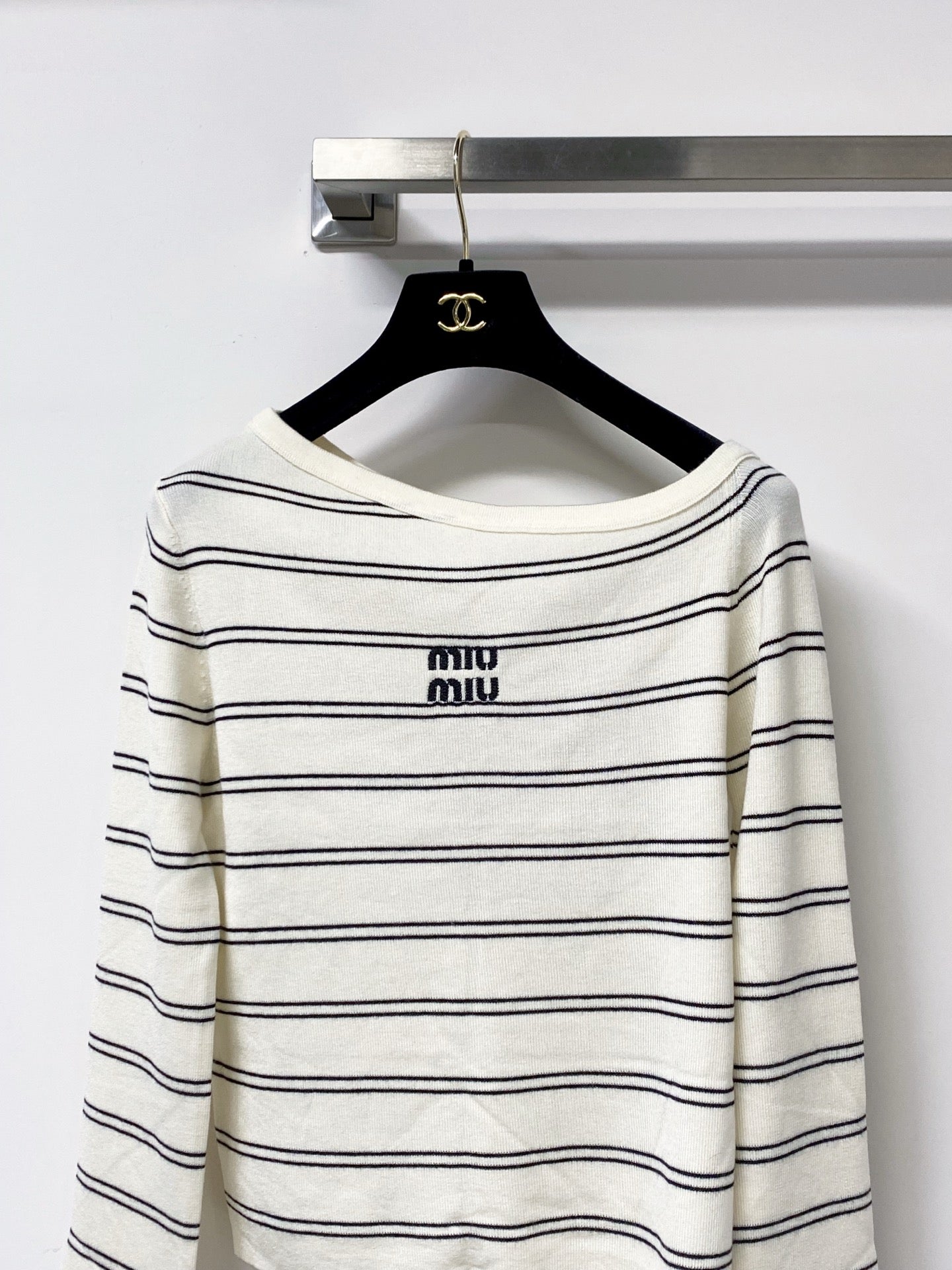 MIUMIU 26S STRIPED BOAT-NECK KNIT TOP 1258