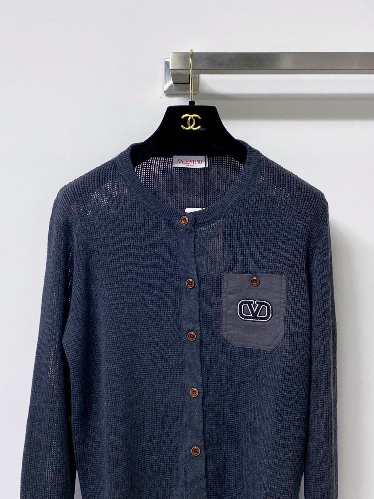 VALENTINO 26S CREW NECK KNIT CARDIGAN 324