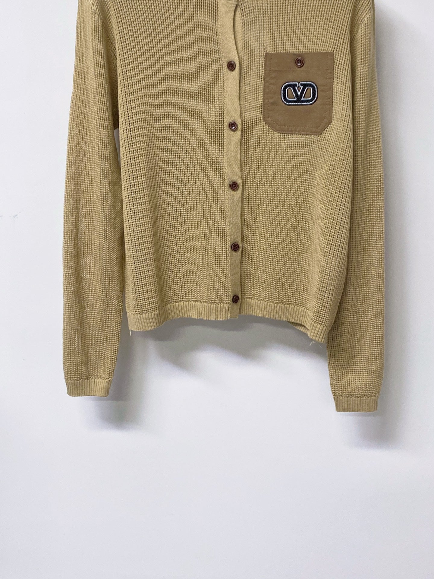 VALENTINO 26S CREW NECK KNIT CARDIGAN 323