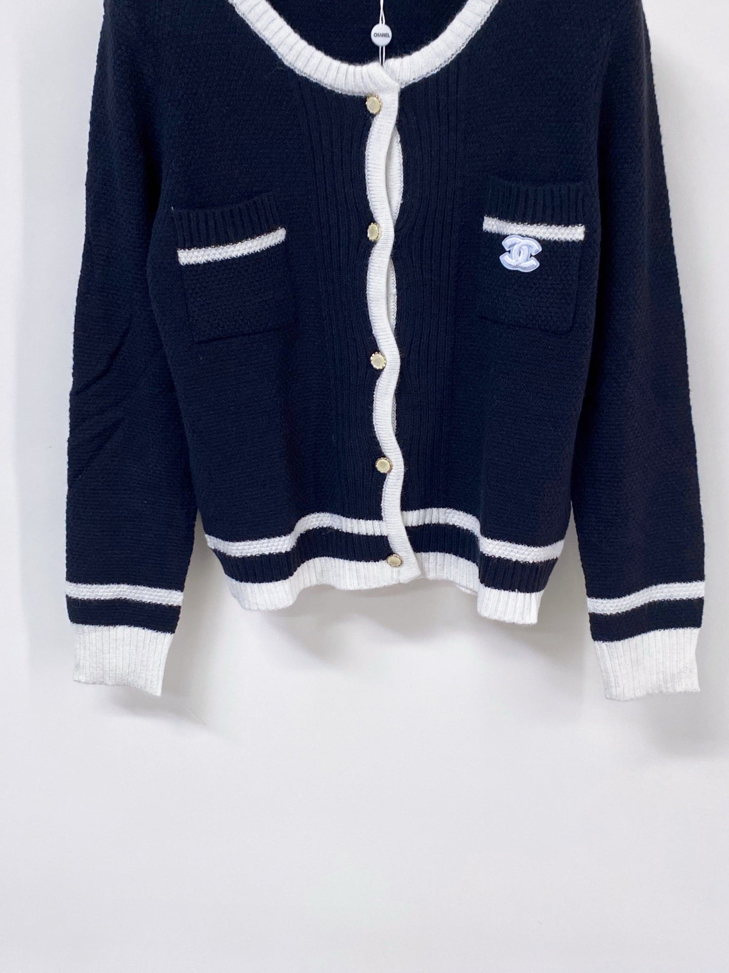 CHANEL 26S KNIT CARDIGAN 1748