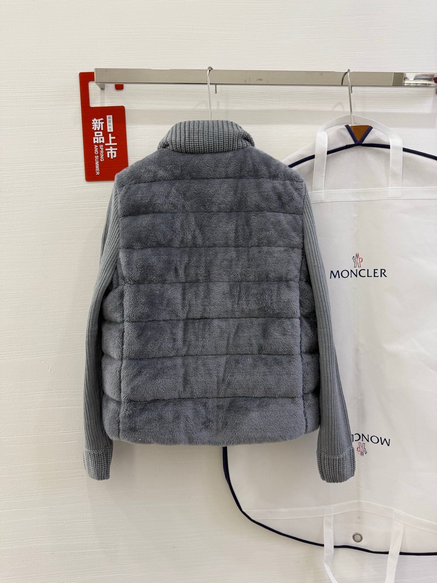 MONCLER 25S WOOL CARDIGAN IN GRAY 069