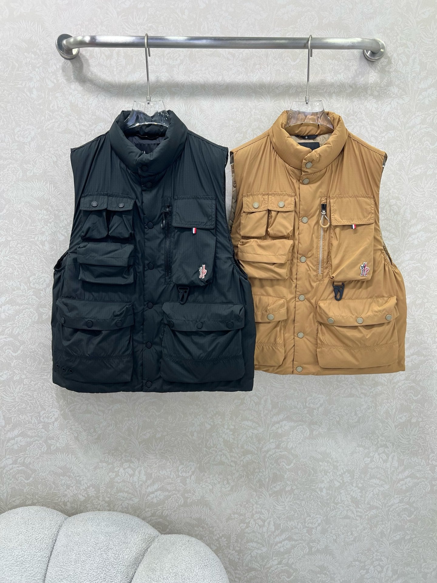 MONCLER 25S DOWN VEST 299331