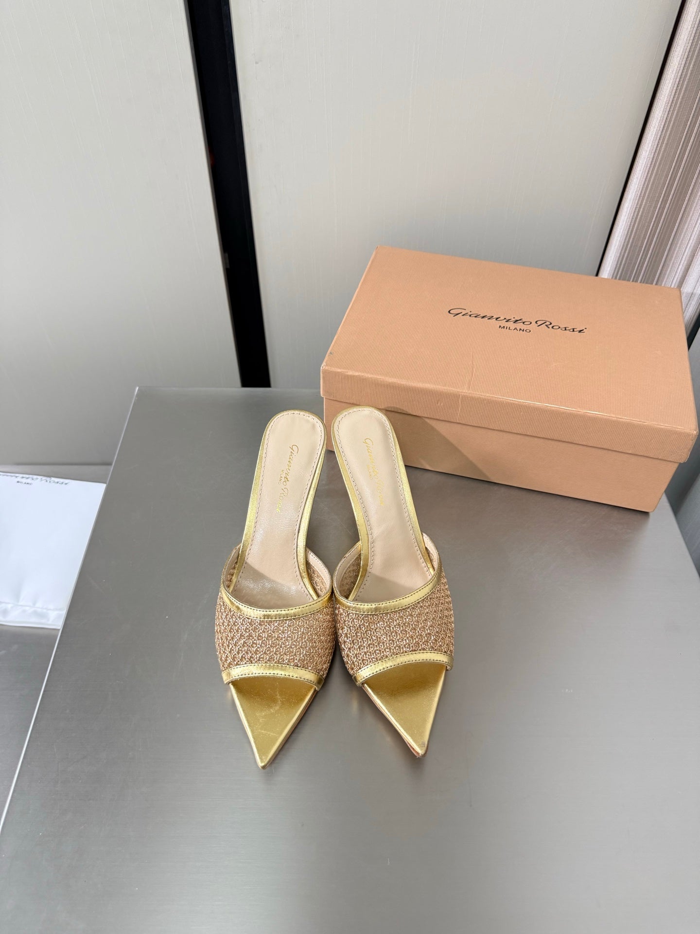 GIANVITO ROSSI 26S POINTED-TOE SANDALS 90 MM IN GOLD LAMBSKIN