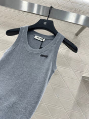 MIUMIU SLEEVELESS KNITTED SWEATER STYLE 114