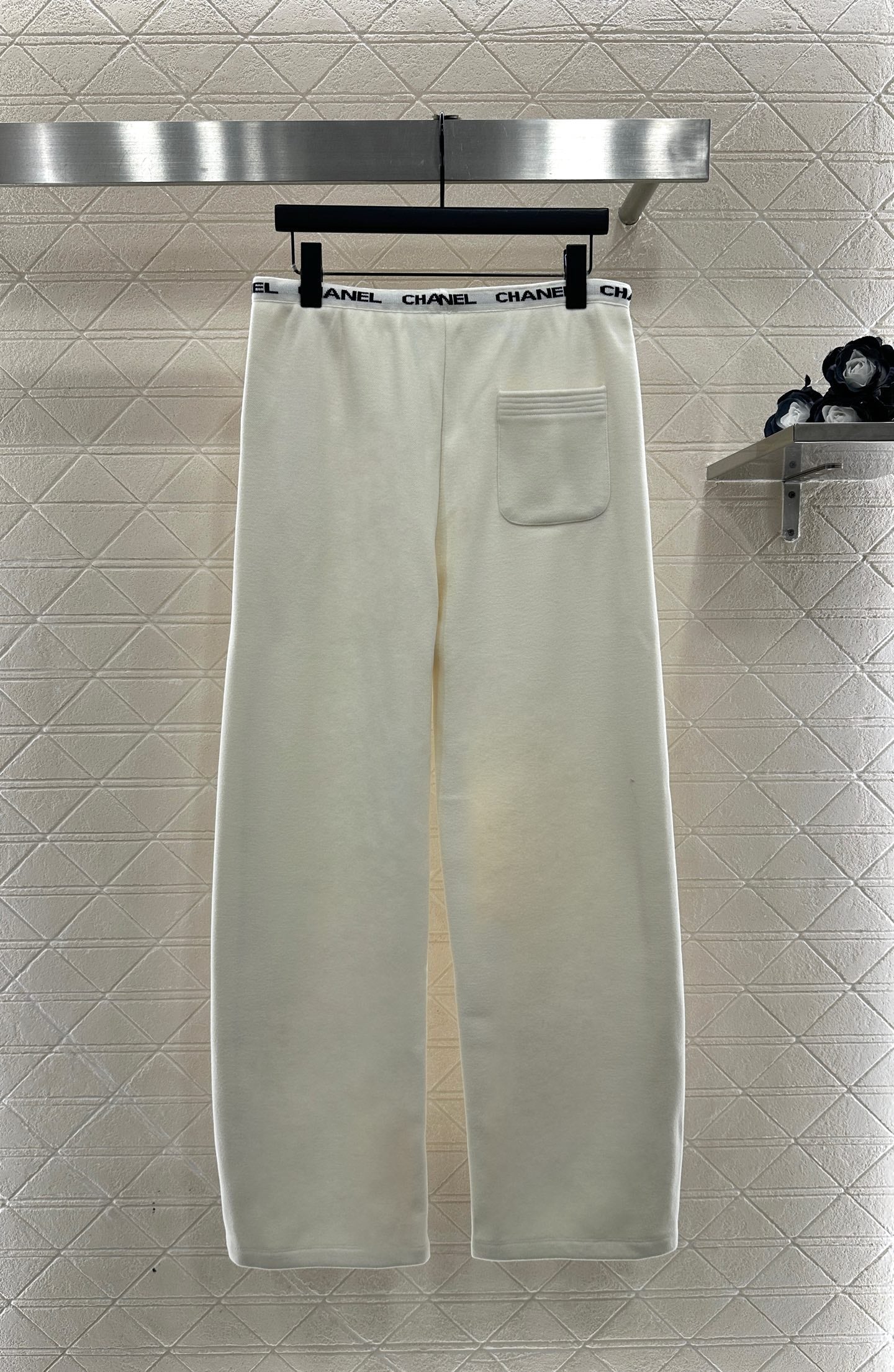 CHANEL 25S WIDE-LEG FLEECE-LINED PANTS 404