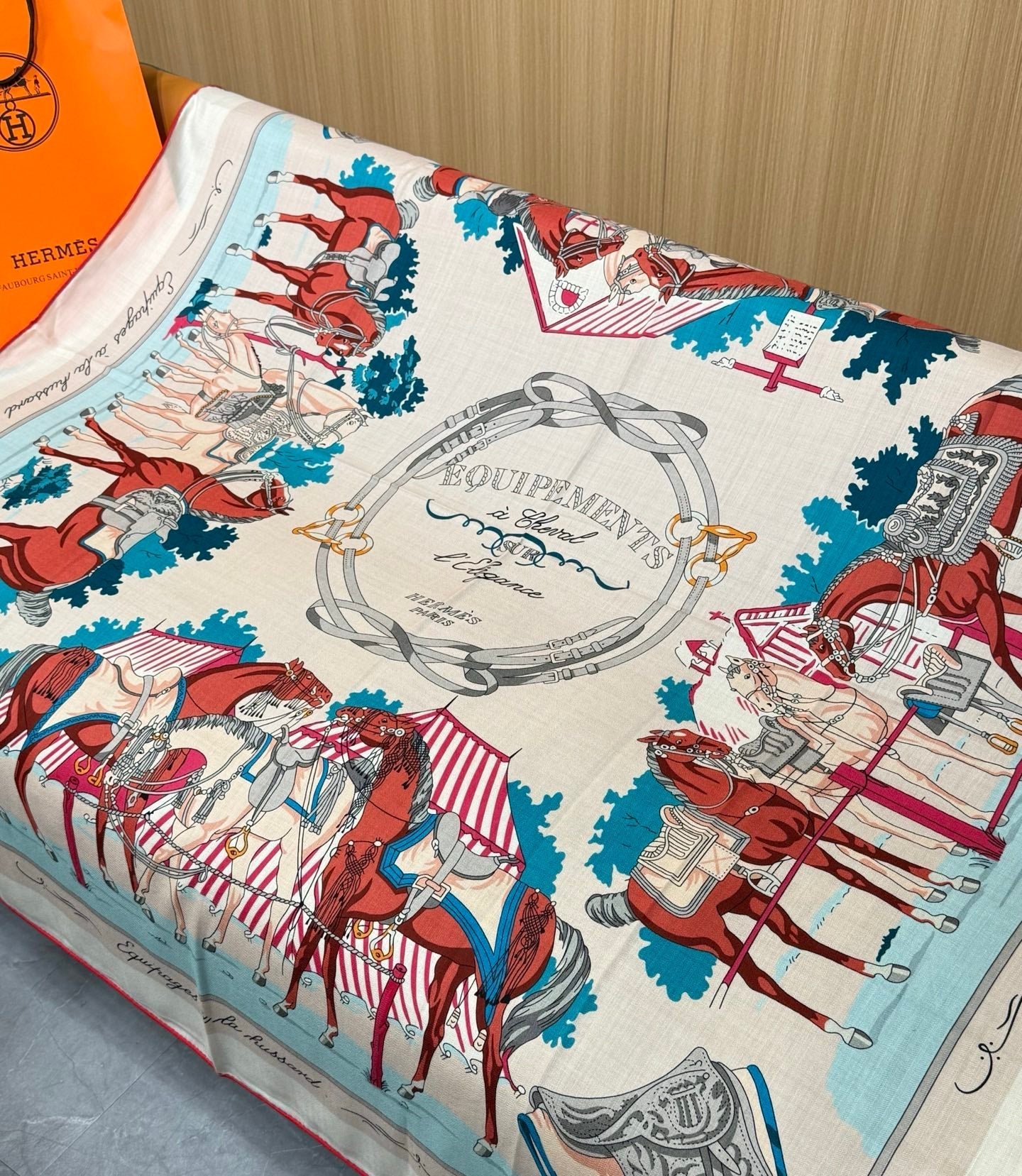HERMES 26S SCARF 140 IN CASHMERE AND SILK 305965