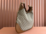 BODY MEDIUM SHOULDER BAD 49 IN BEIGE MONOGRAM CANVAS AND BROWN CALFSKIN GOLD HARDWARE