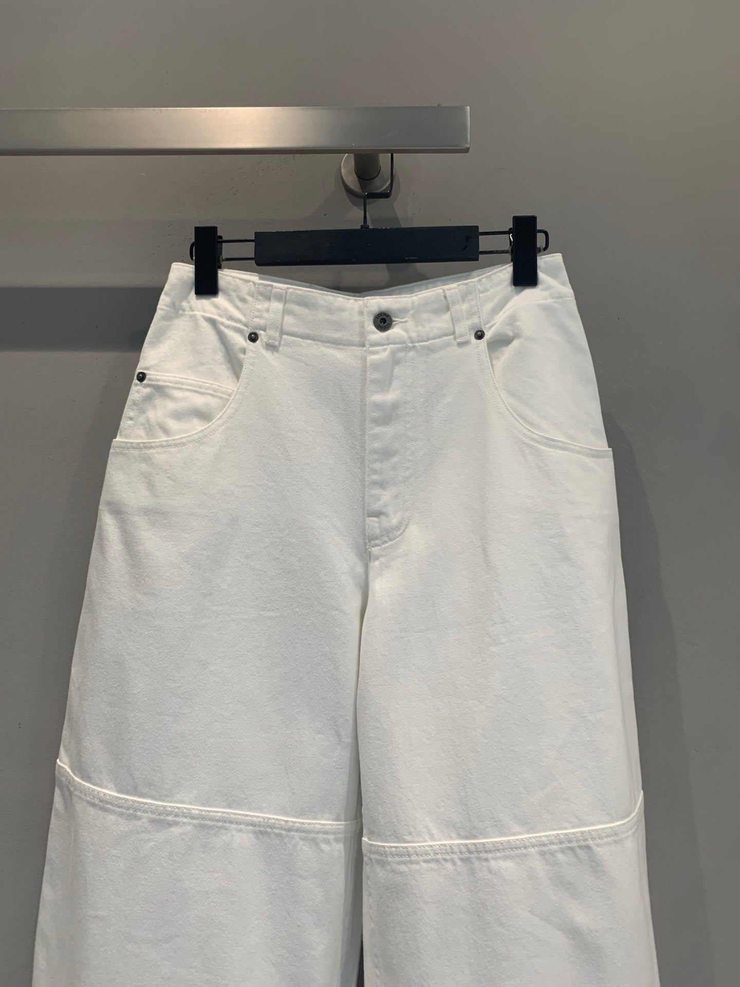 LOEWE 26S CURVED-LEG CARGO PANTS 549