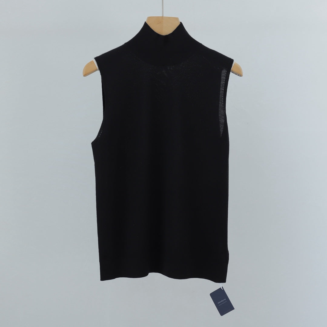 LP SLEEVELESS KNIT TOP STYLE 279