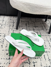 BOTTEGA VENETA 26S THONG SANDALS IN WHITE TPU