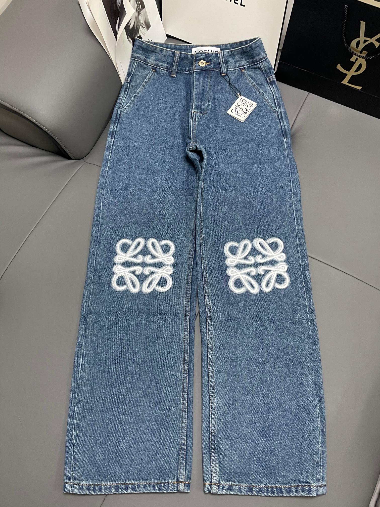Loew White Anagram Blue Jean