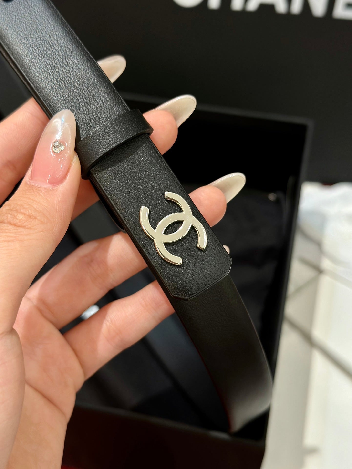 CHANEL 26S BELT 20 MM IN BLACK CALFSKIN 658411
