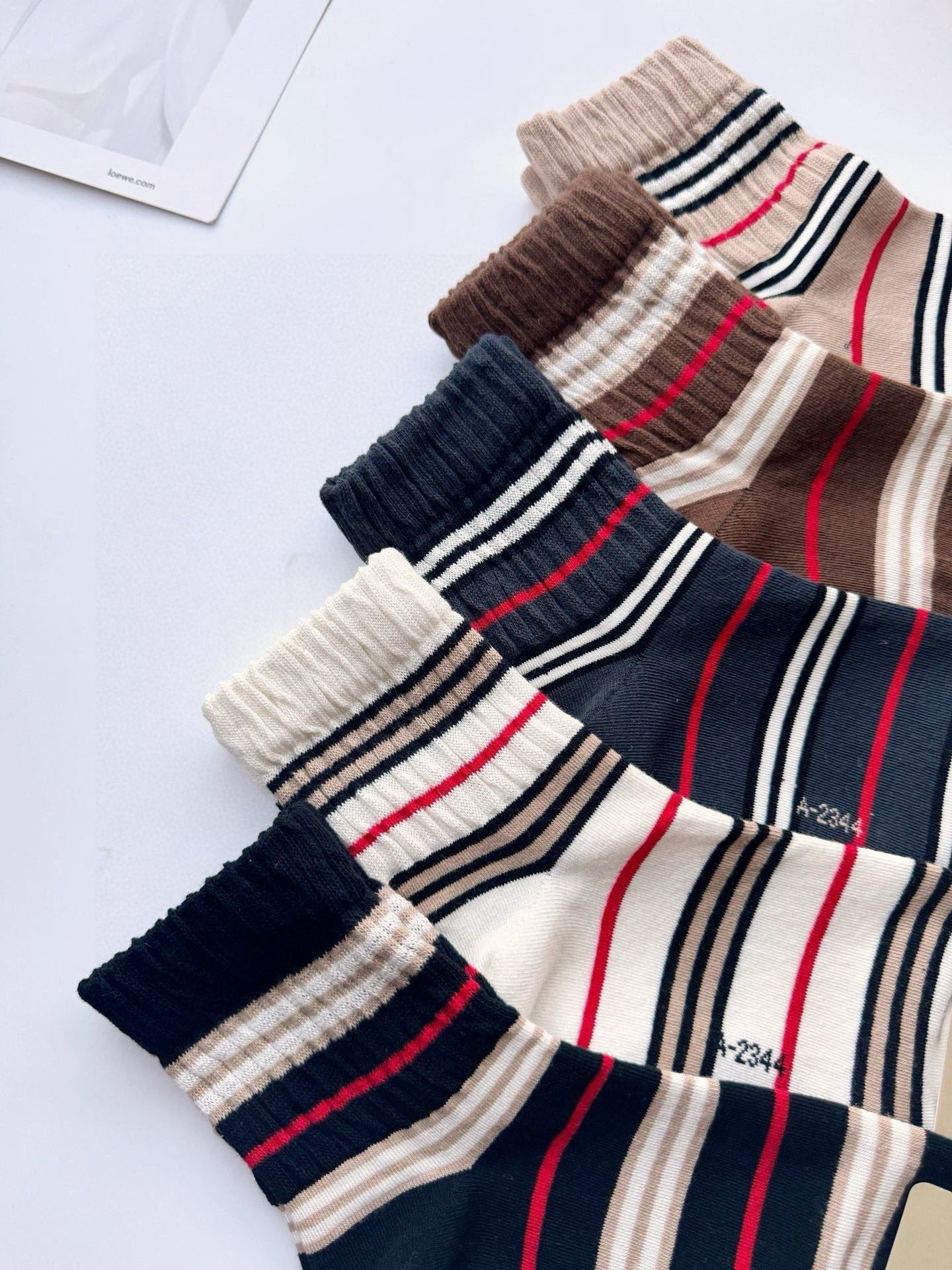 BURBERRY 26S ANKLE SOCKS 562521 (1 BOX)