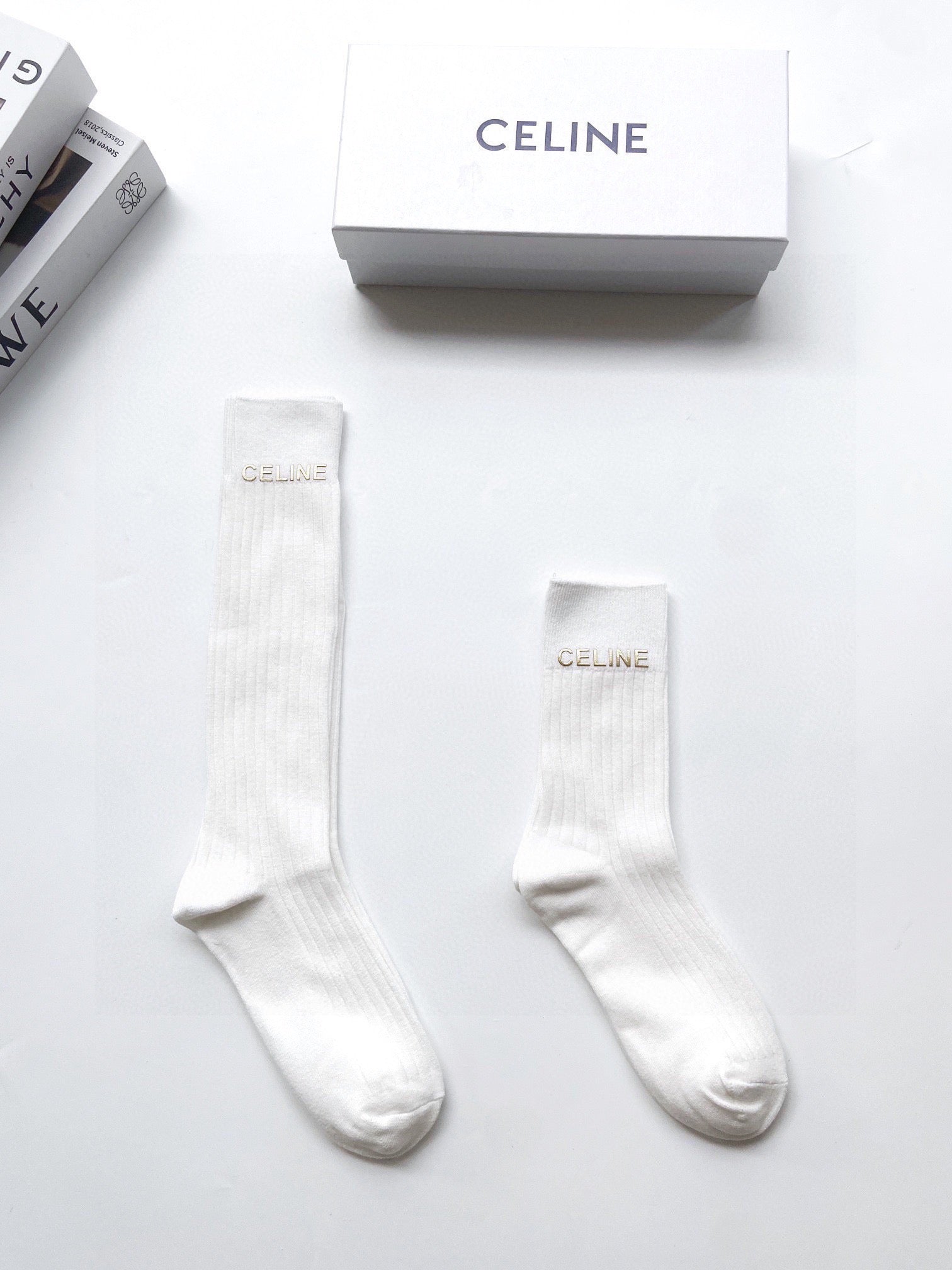 CELINE 26S CREW SOCKS 121818 (1 BOX)