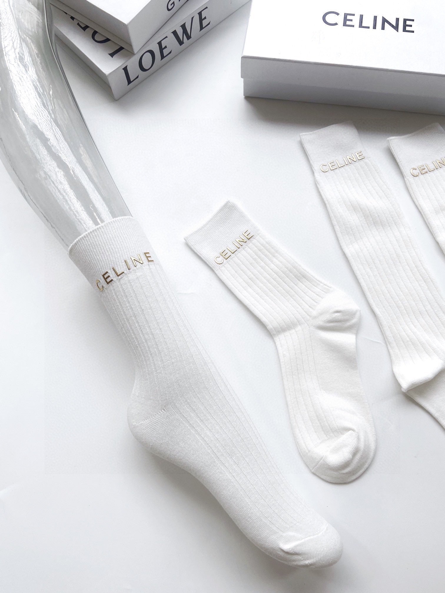 CELINE 26S CREW SOCKS 121818 (1 BOX)