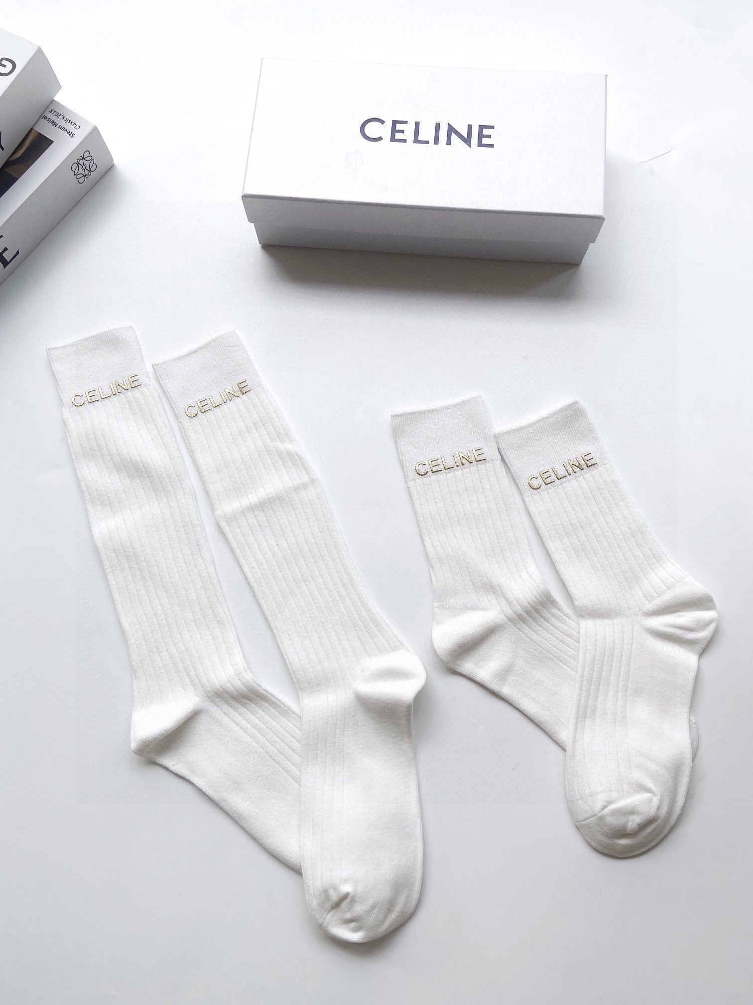 CELINE 26S CREW SOCKS 121818 (1 BOX)