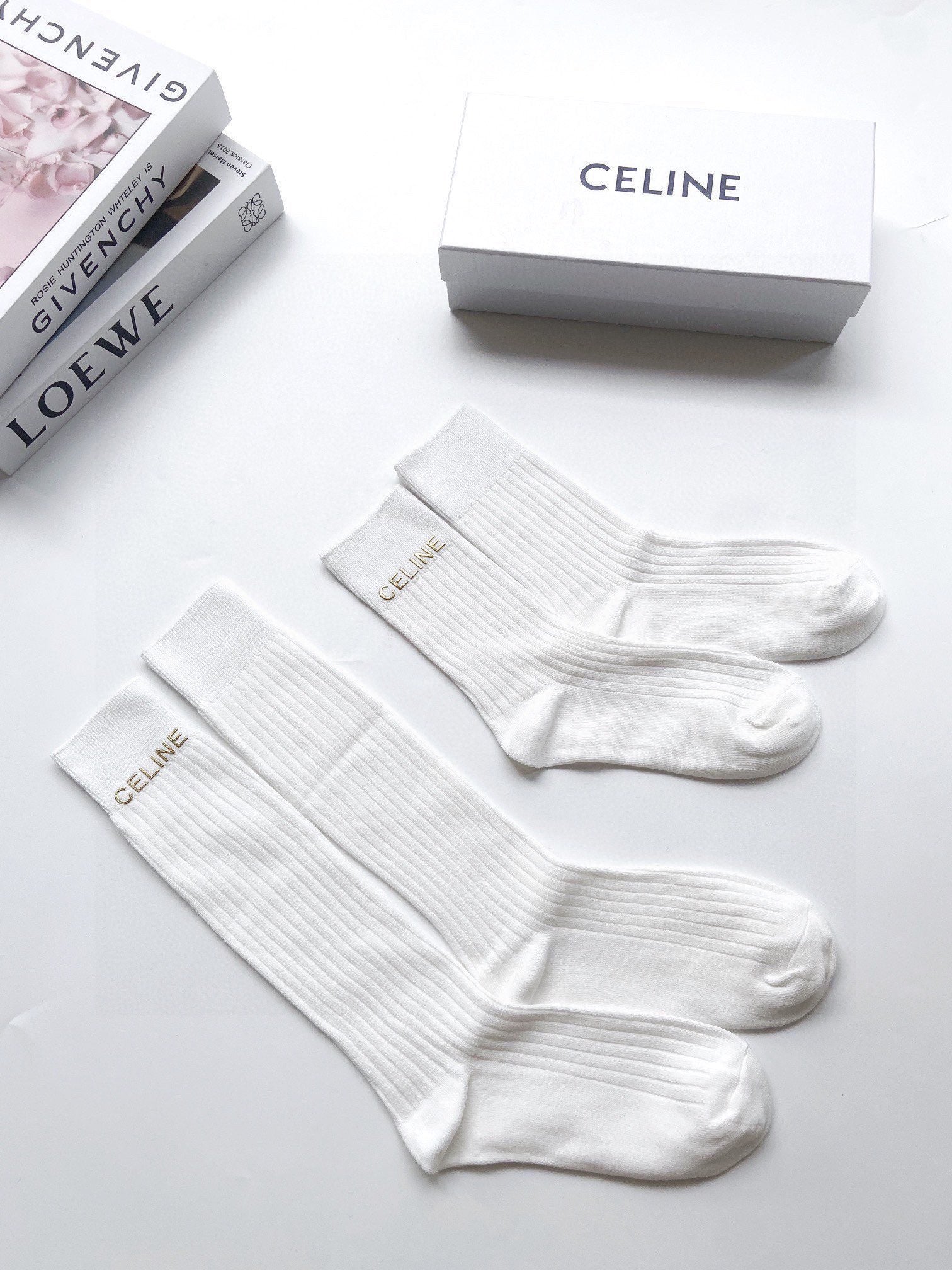 CELINE 26S CREW SOCKS 121818 (1 BOX)