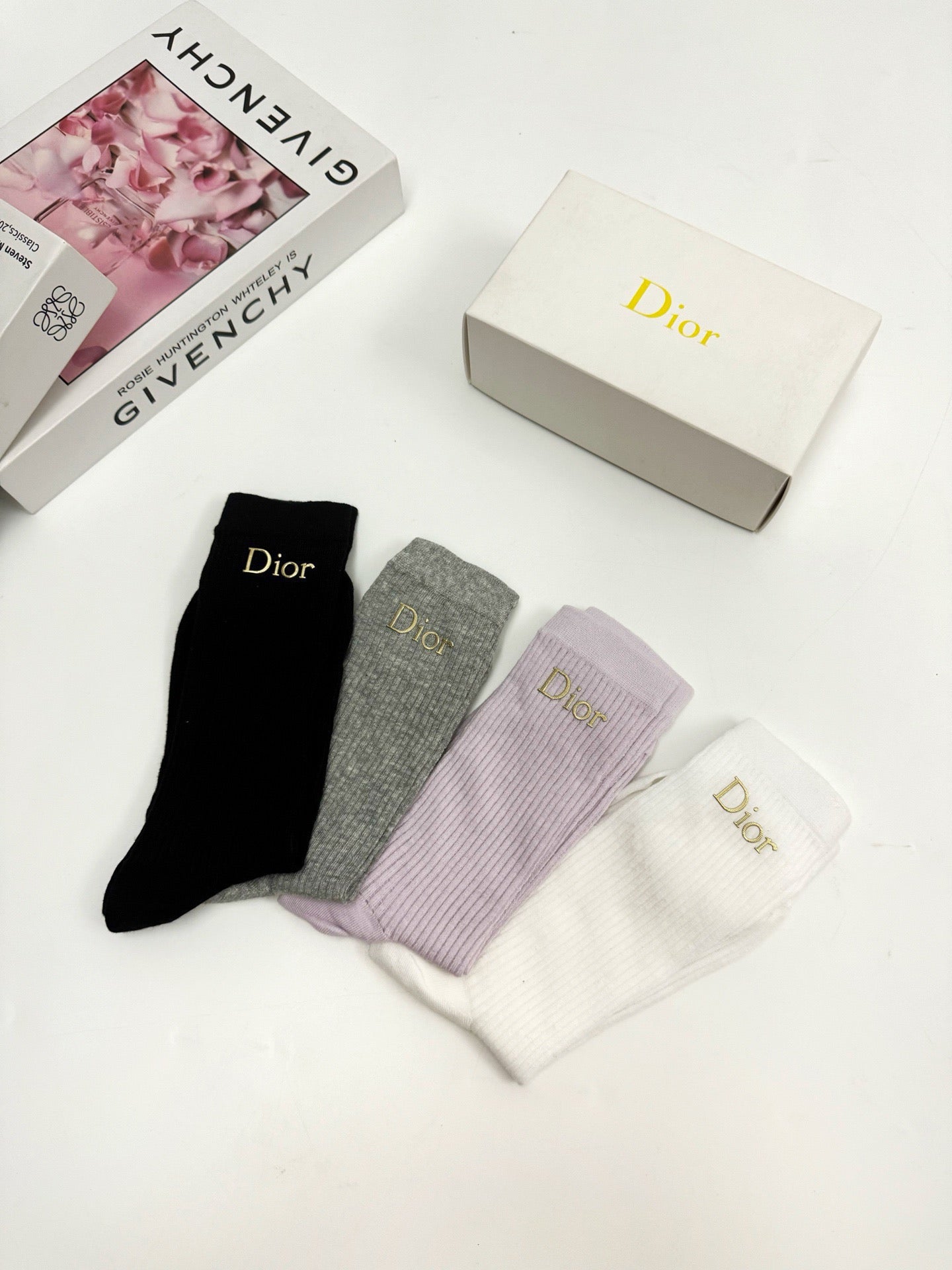 DIOR 26S CREW SOCKS 400442 (1 BOX)