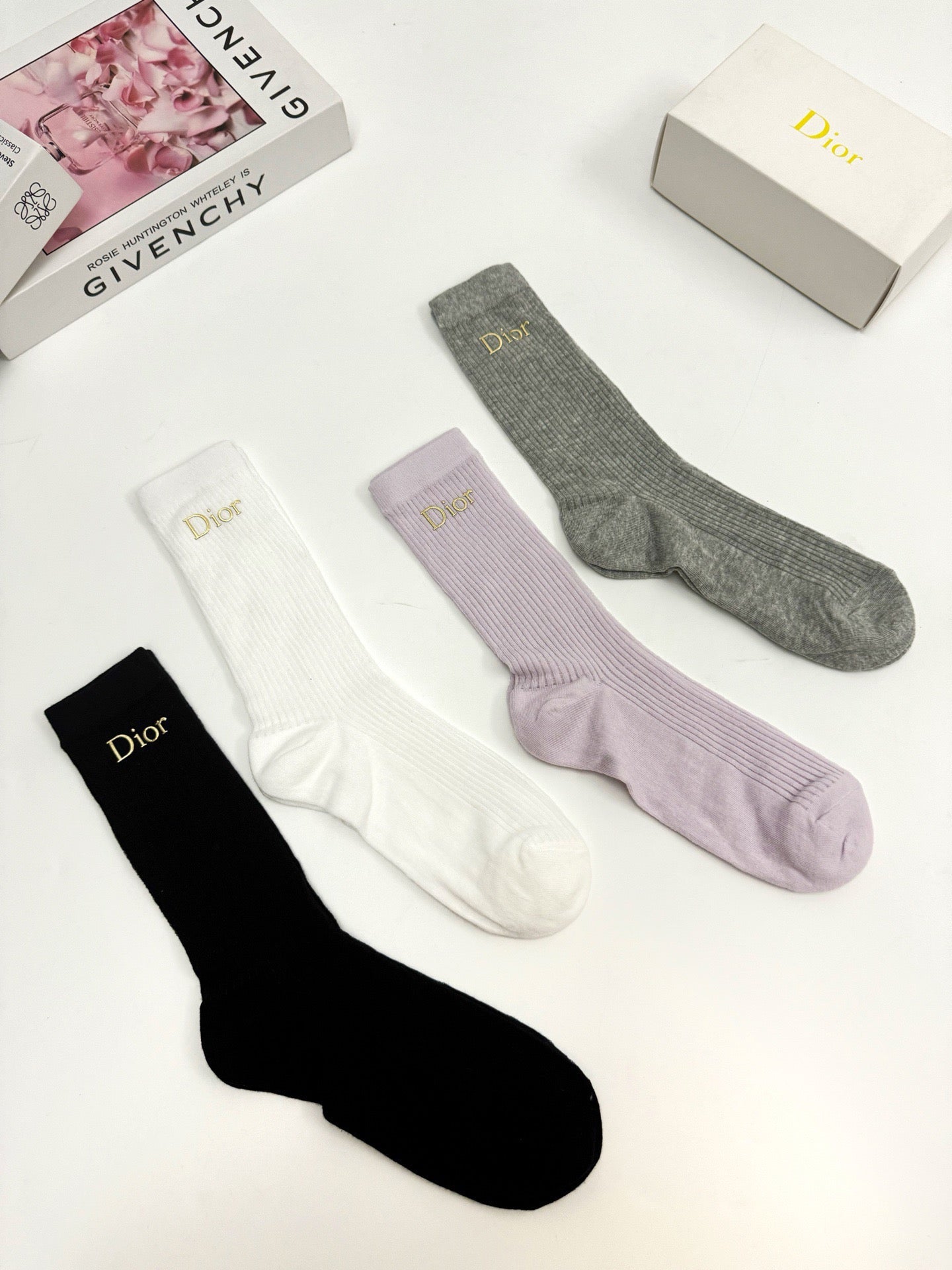 DIOR 26S CREW SOCKS 400442 (1 BOX)