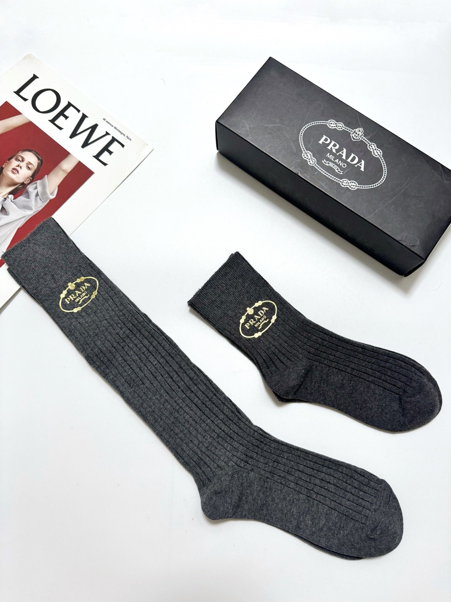 PRADA 26S CREW SOCKS 408722 (1 BOX)