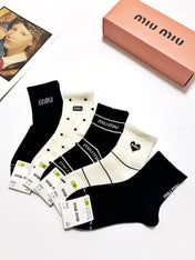 MIUMIU 26S ANKLE SOCKS 410383 (1 BOX)