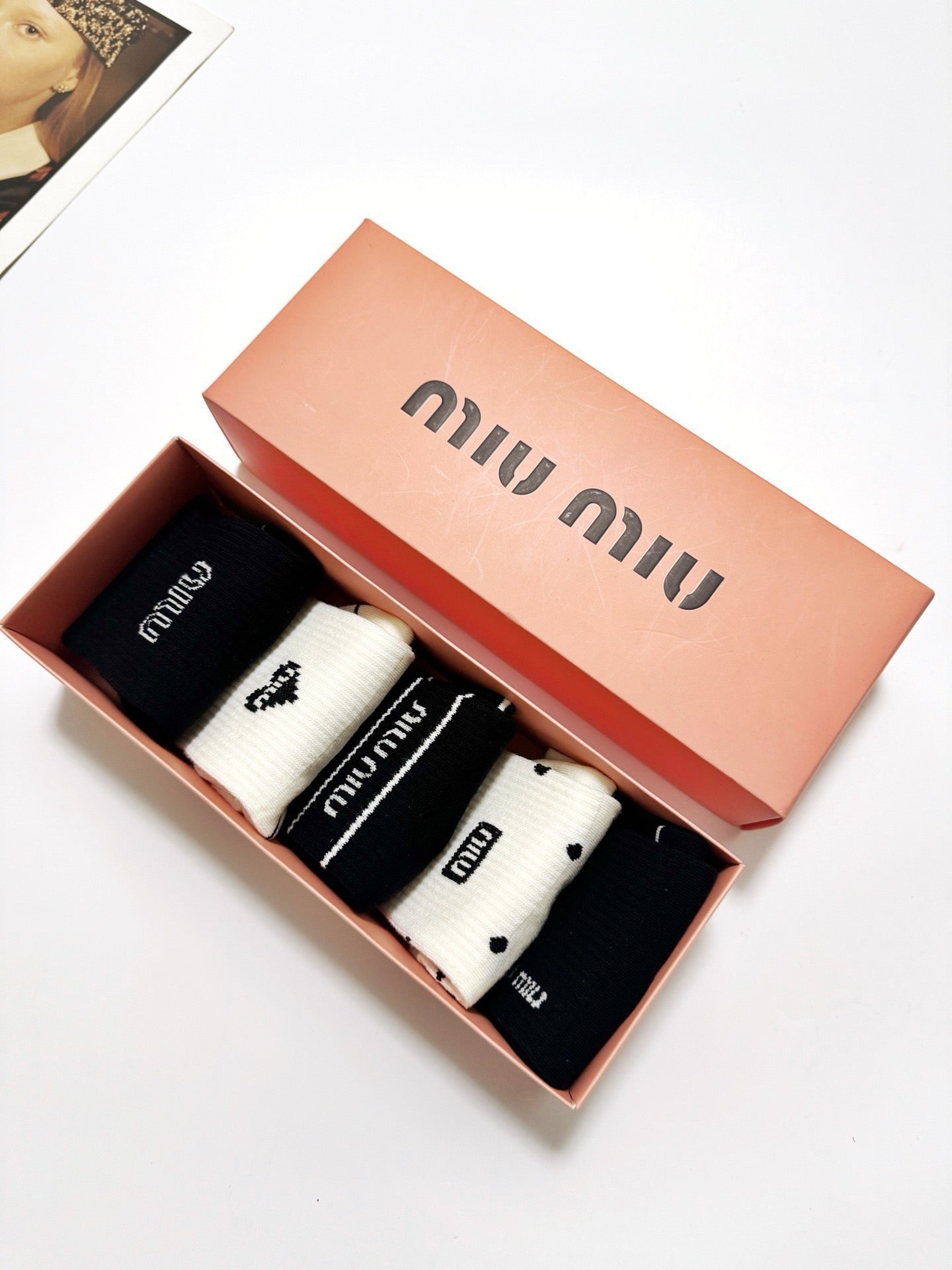 MIUMIU 26S ANKLE SOCKS 410383 (1 BOX)