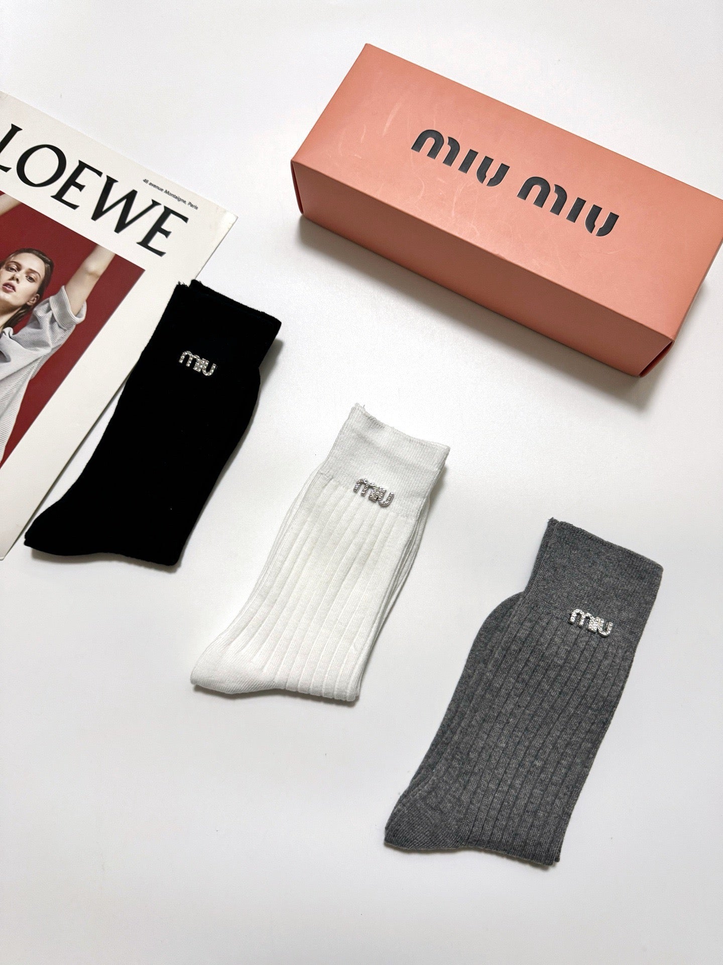 MIUMIU 26S CREW SOCKS 410291 (1 BOX)