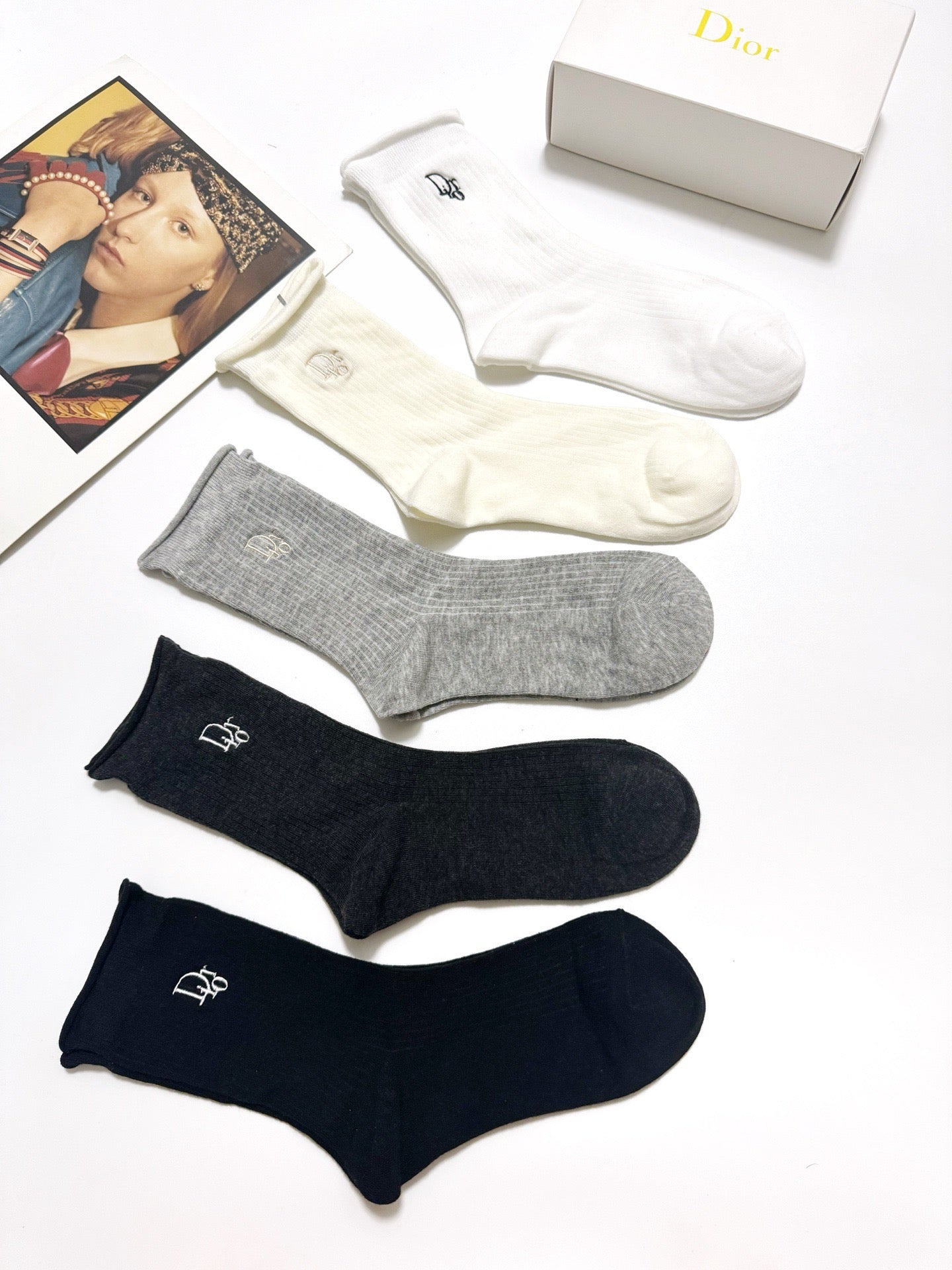 DIOR 26S CREW SOCKS 410293 (1 BOX)