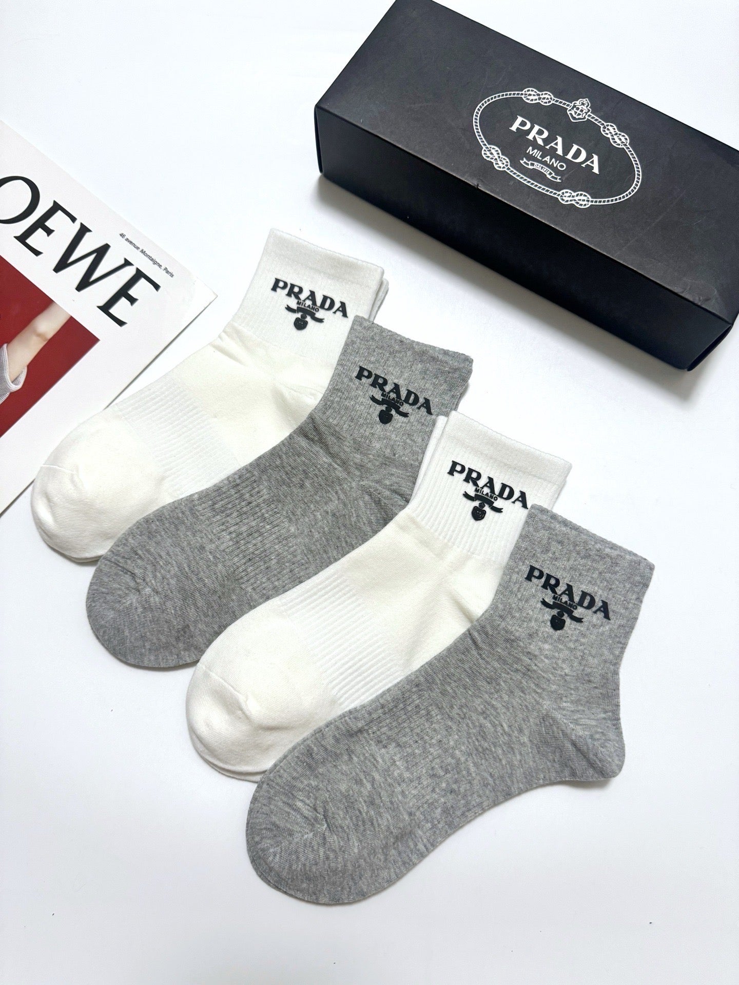 PRADA 26S ANKLE SOCKS 410299 (1 BOX)