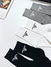 PRADA 26S CREW SOCKS 412438 (1 BOX)