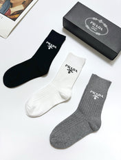 PRADA 26S CREW SOCKS 412438 (1 BOX)