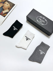 PRADA 26S CREW SOCKS 412438 (1 BOX)