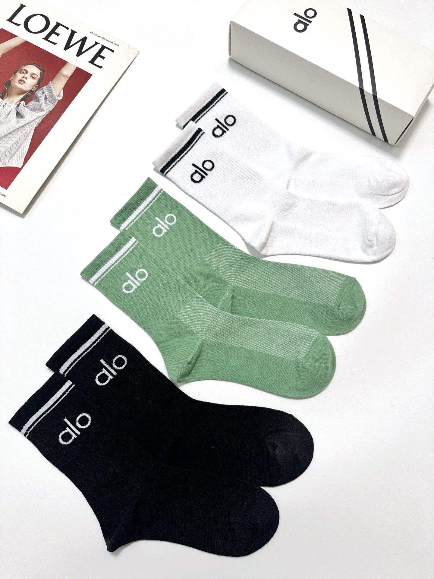 ALO 26S CREW SOCKS 415675 (1 BOX)
