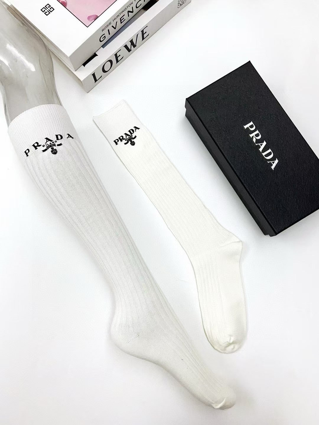 PRADA 26S CREW SOCKS 415683 (1 BOX)