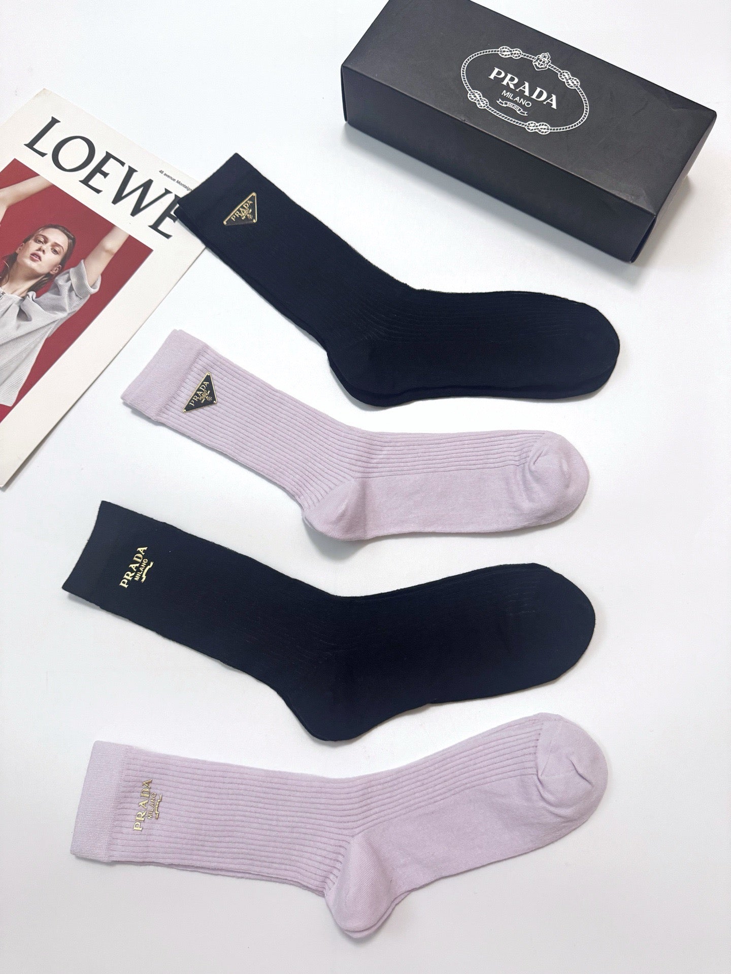 PRADA 26S CREW SOCKS 415687 (1 BOX)