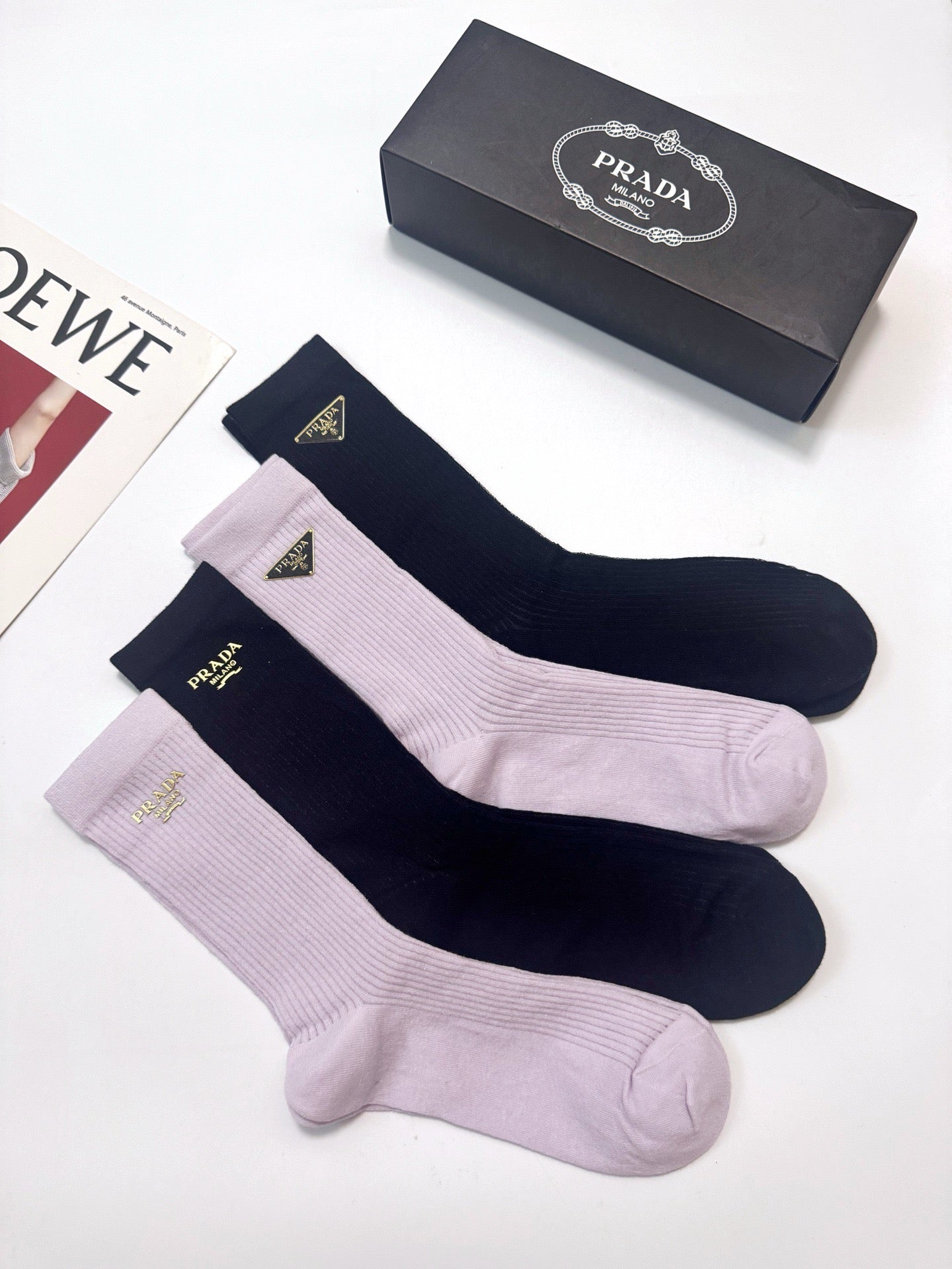 PRADA 26S CREW SOCKS 415687 (1 BOX)