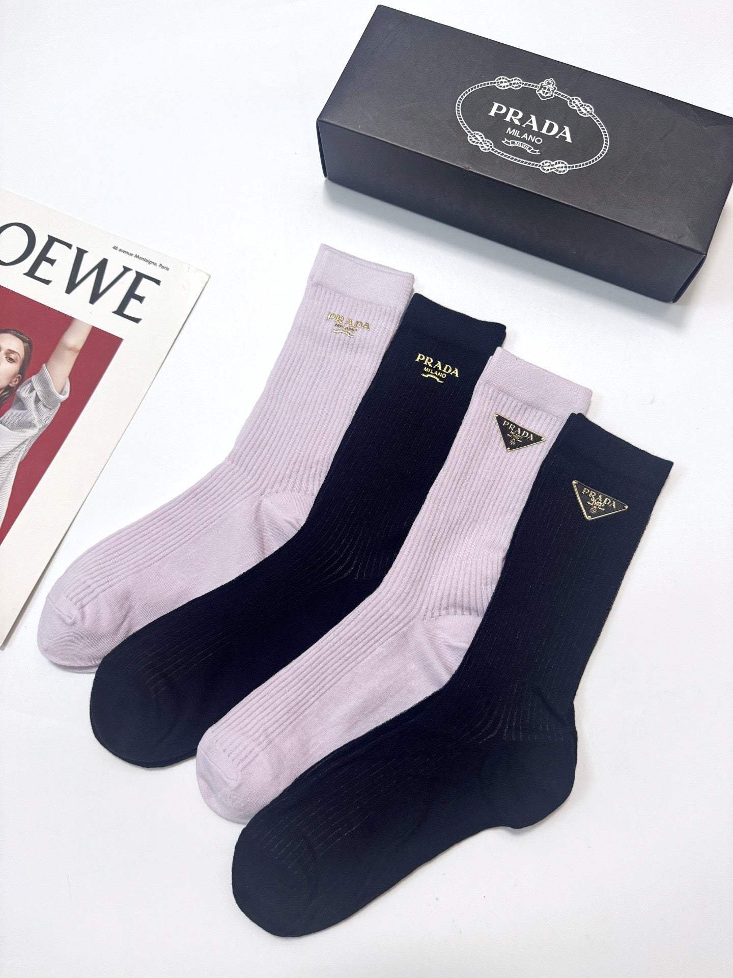 PRADA 26S CREW SOCKS 415687 (1 BOX)