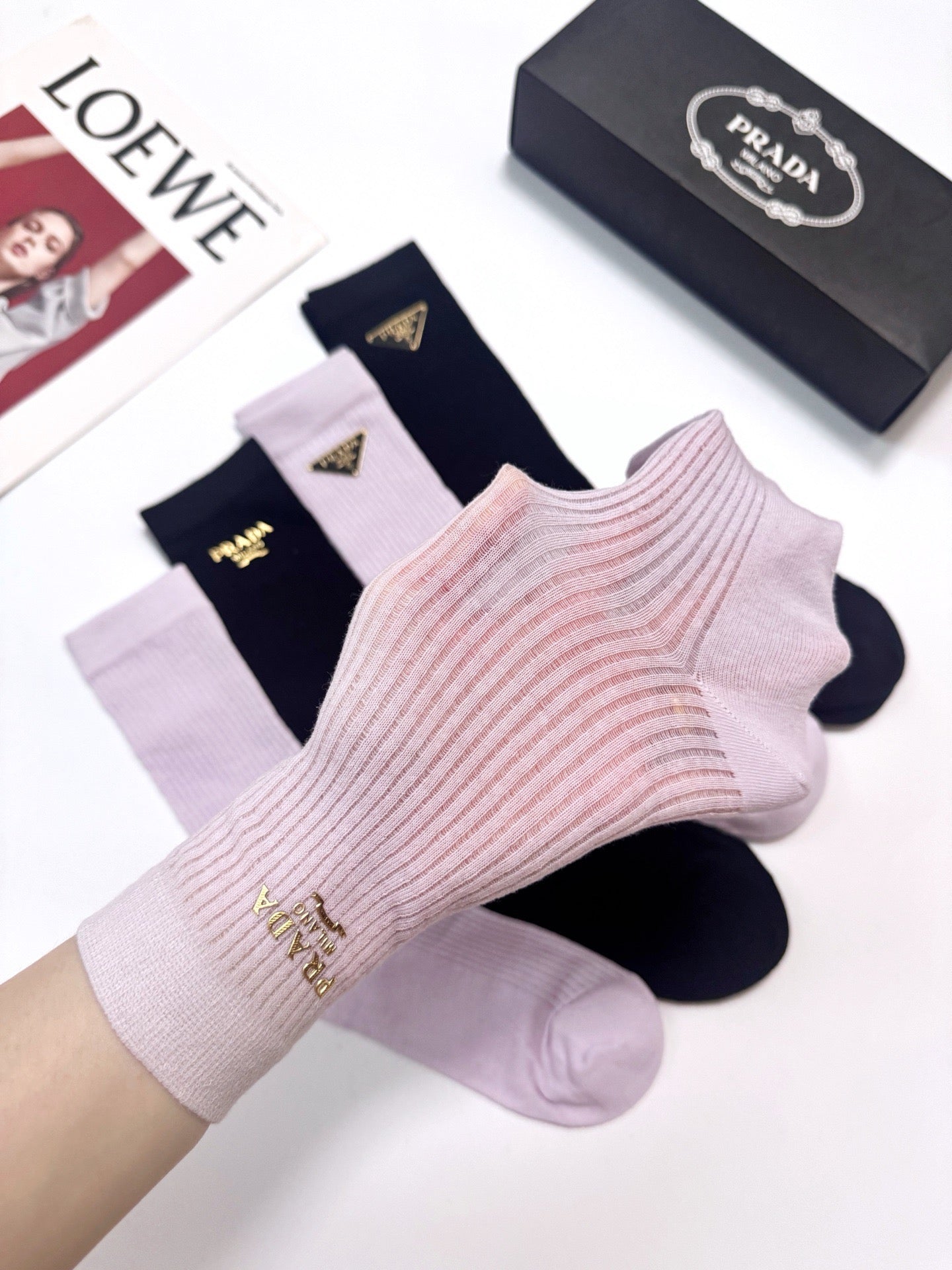 PRADA 26S CREW SOCKS 415687 (1 BOX)