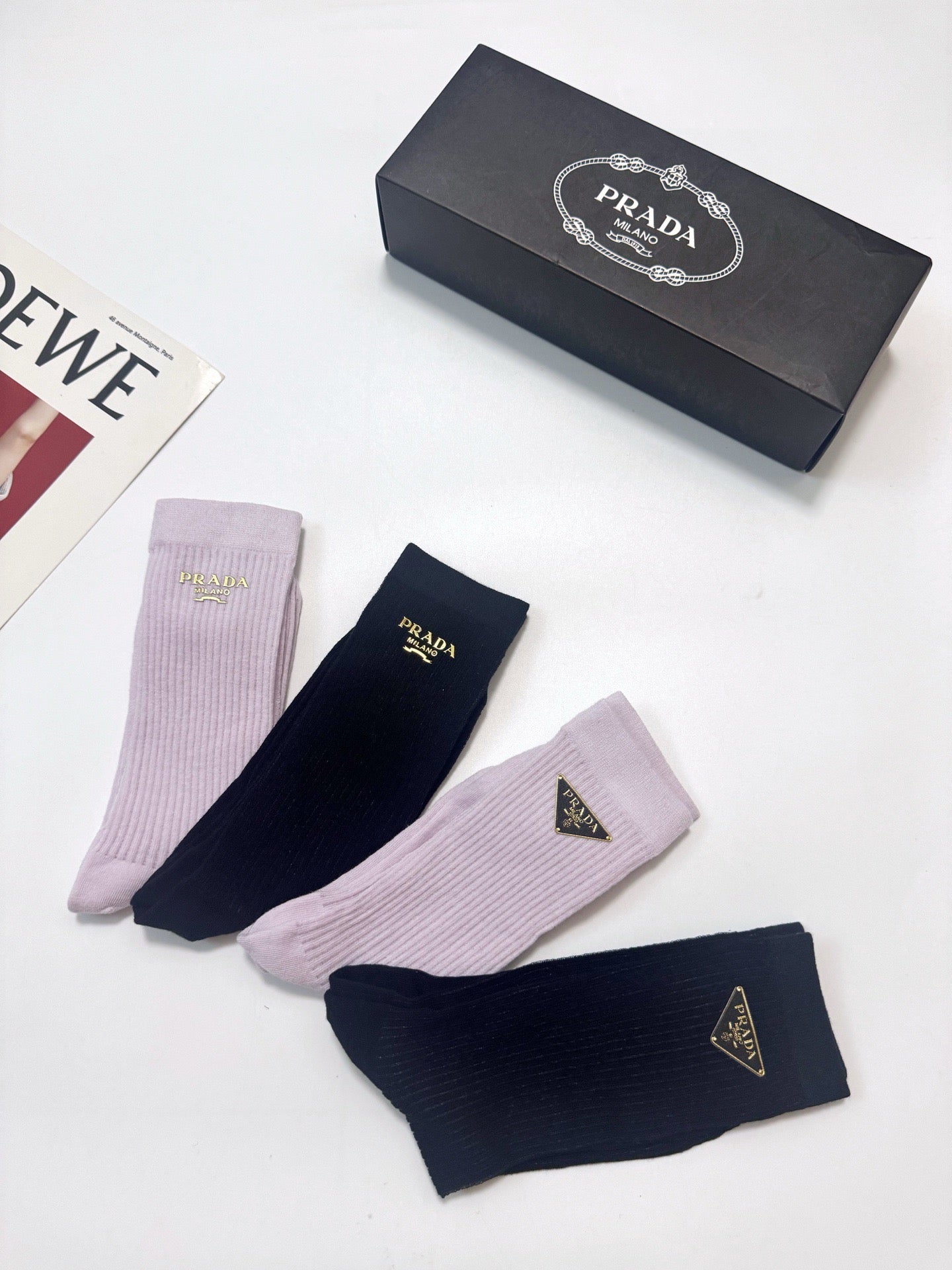 PRADA 26S CREW SOCKS 415687 (1 BOX)