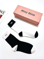 MIUMIU 26S CREW SOCKS 415689 (1 BOX)