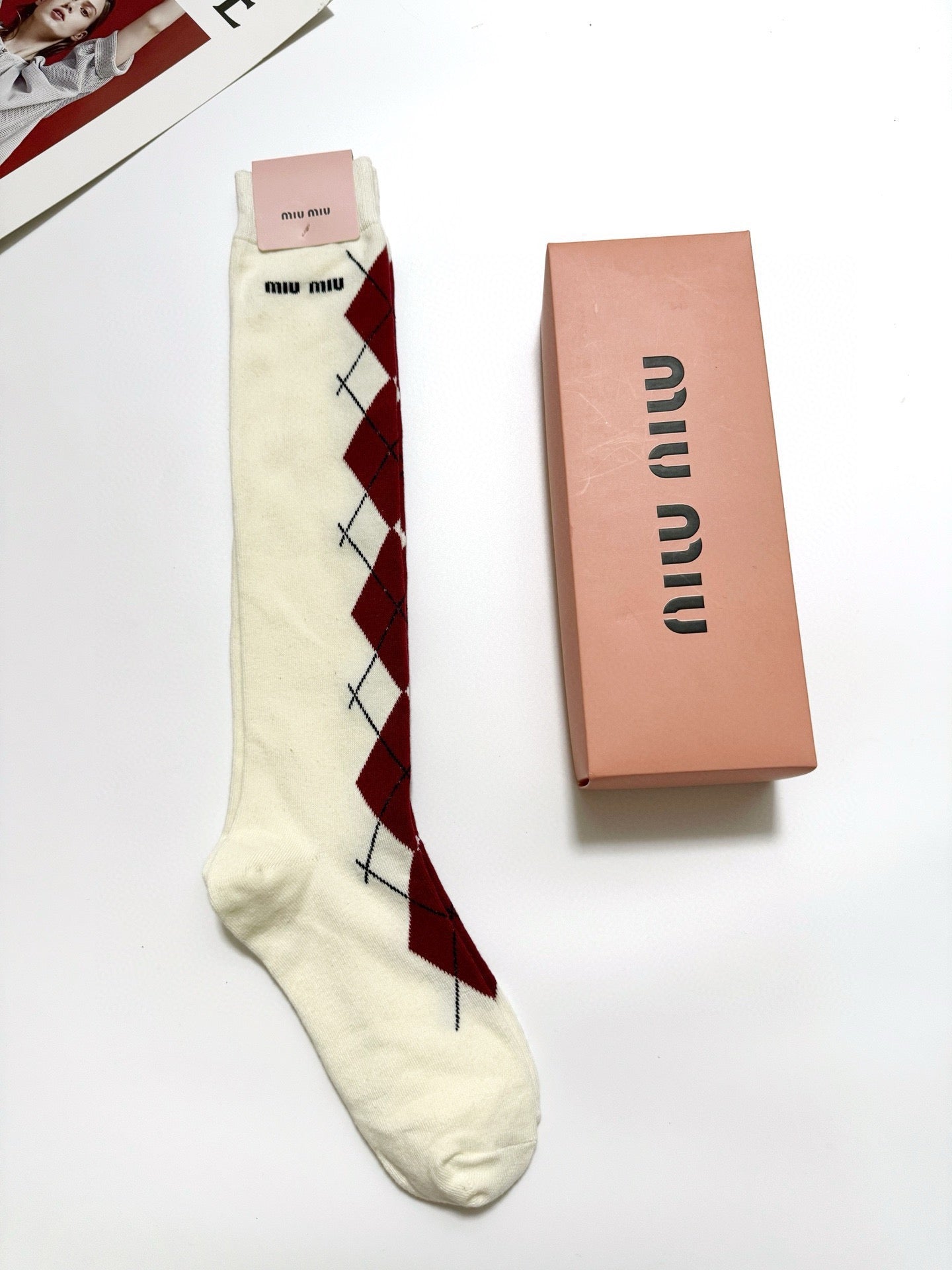 MIUMIU 26S CREW SOCKS 417702 (1 BOX)