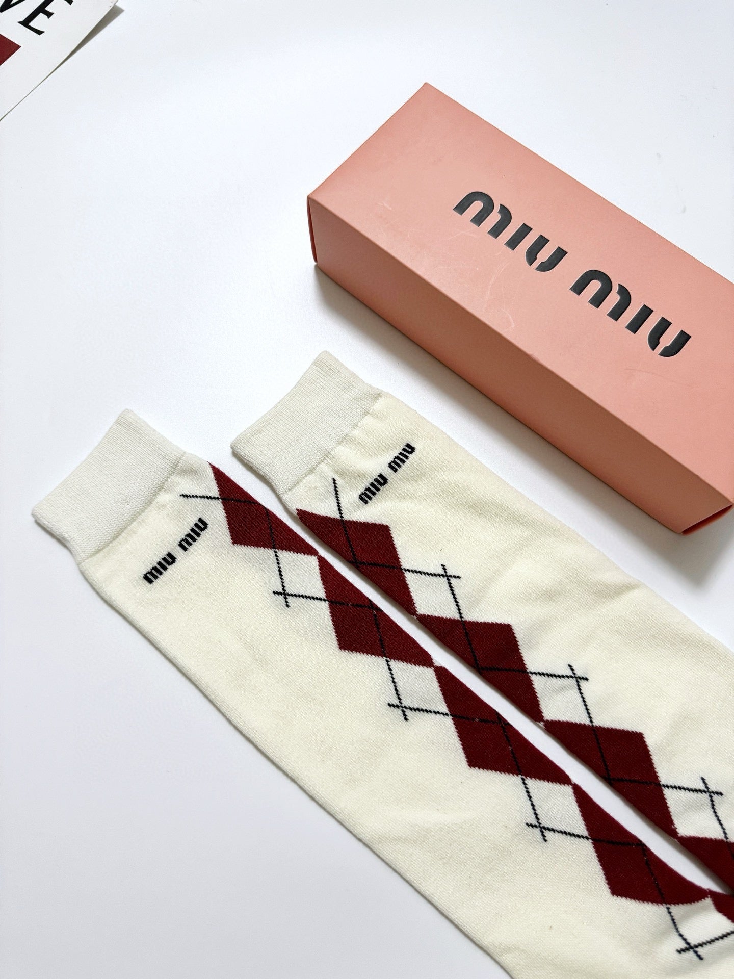 MIUMIU 26S CREW SOCKS 417702 (1 BOX)