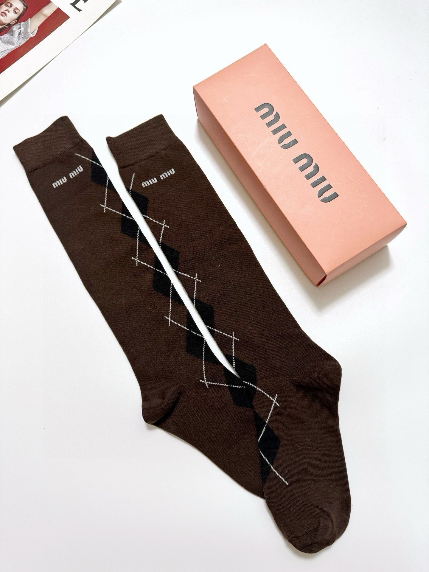 MIUMIU 26S CREW SOCKS 417701 (1 BOX)