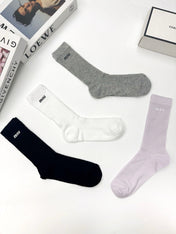 MIUMIU 26S CREW SOCKS 417706 (1 BOX)