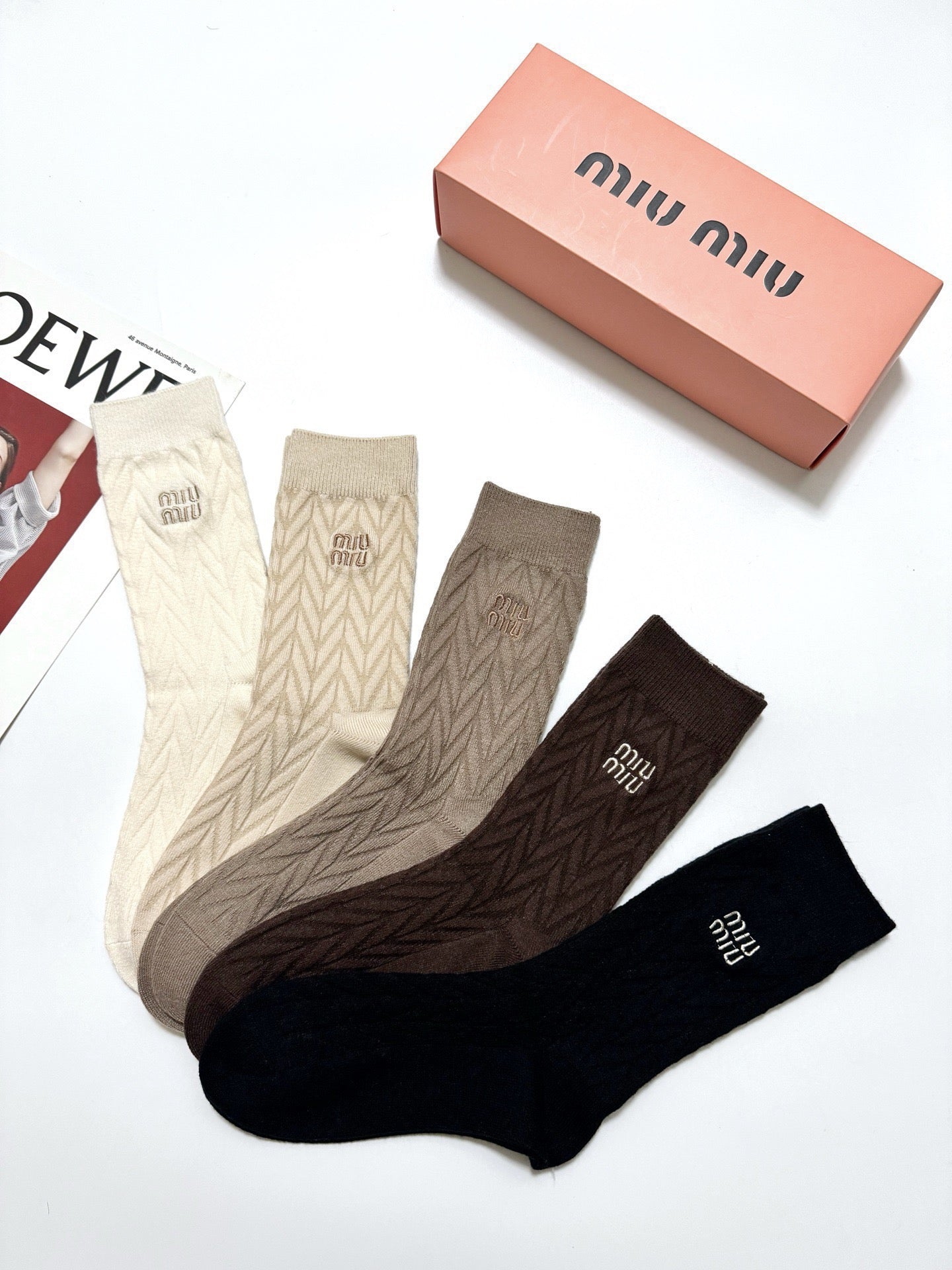 MIUMIU 26S CREW SOCKS 417708 (1 BOX)