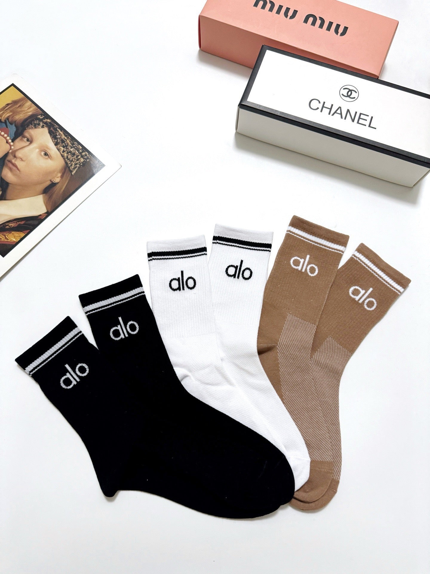 ALO 26S CREW SOCKS 421113 (1 BOX)