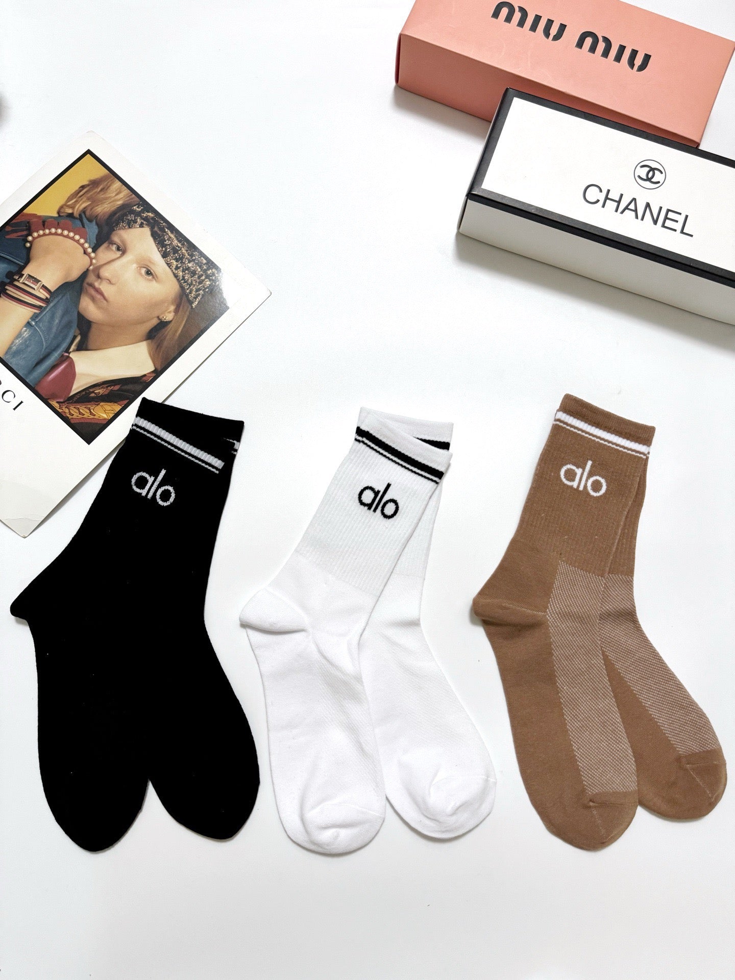 ALO 26S CREW SOCKS 421113 (1 BOX)