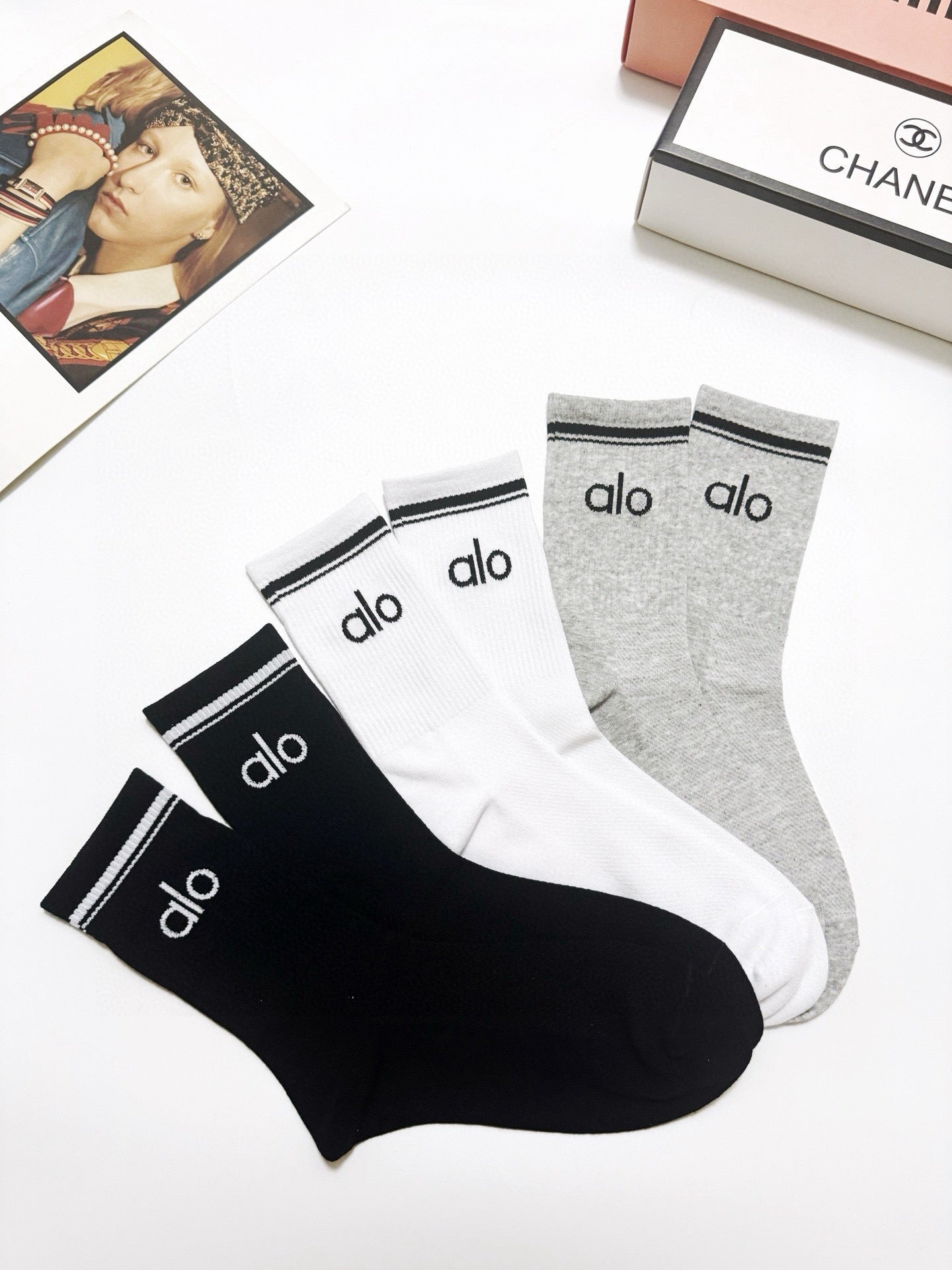 ALO 26S CREW SOCKS 421115 (1 BOX)