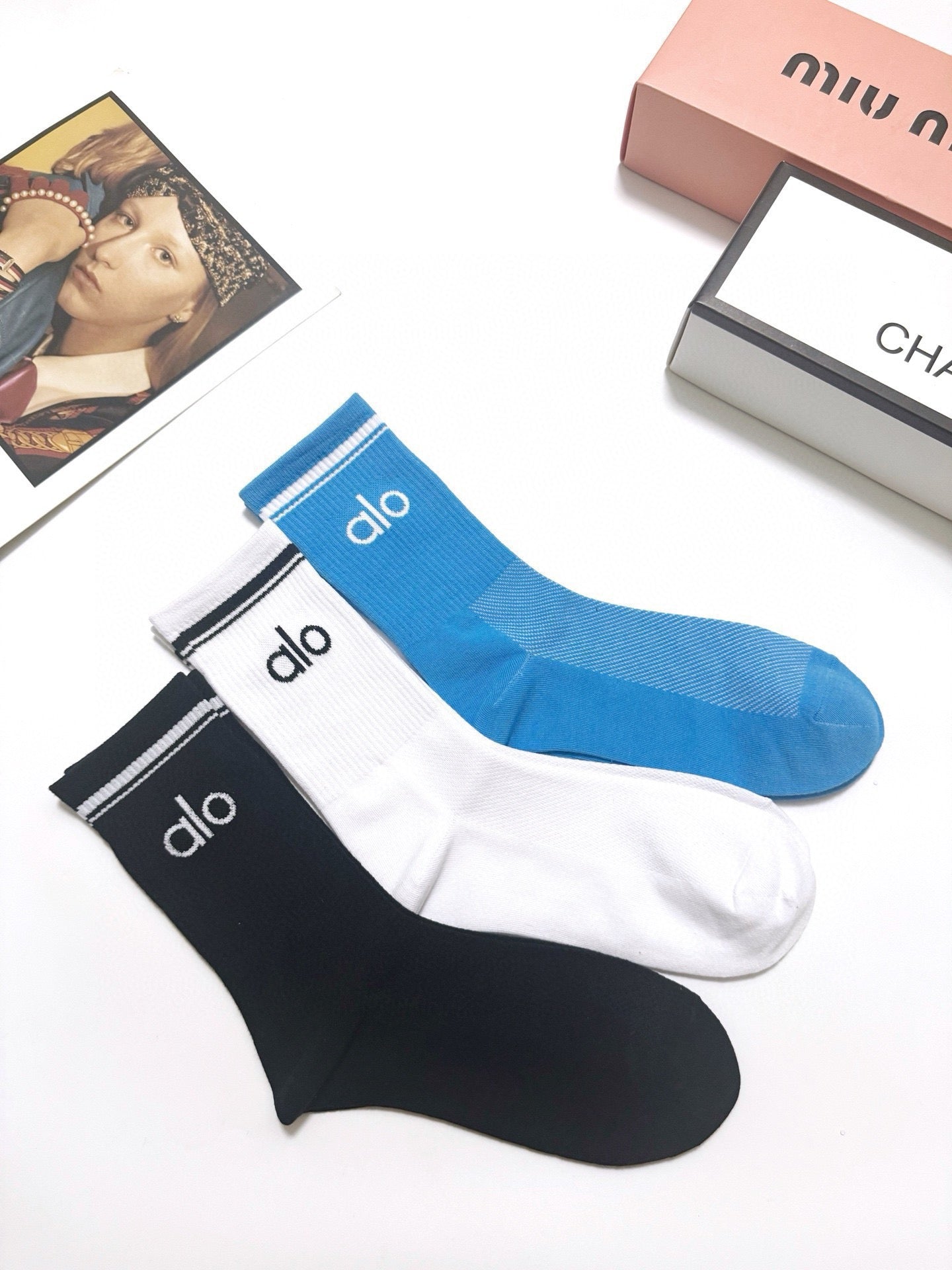 ALO 26S CREW SOCKS 421116 (1 BOX)