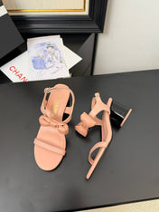 MID HEEL SANDALS IN PEACHY PINK CALFSKIN WITH BOW